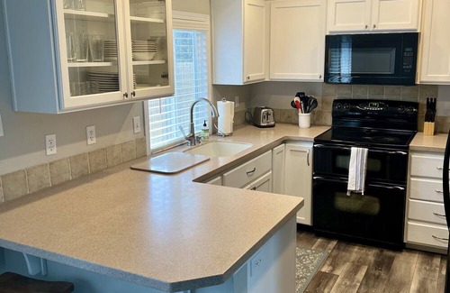 Southeast Boise House | Quiet and cozy SE BOI Home.Close to Hiking+River+Simplot sports complex+Micron.