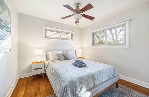 Arlington Heights House | Exquisite 4Bed 2bath house luxry Arlington Heights