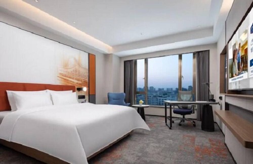 Jinping Qu Hotel | Hilton Hamplon Shantou Station Branch
