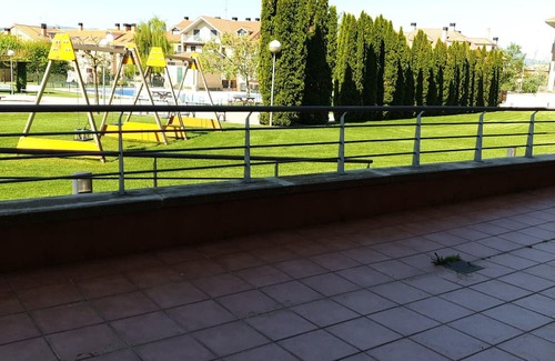 Jaca Apartment | Apartment Jaca, 4 bedrooms, 8 persons