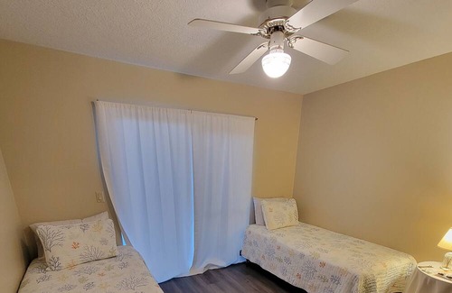 Crystal River House | Waterfront Escape to Old Florida - 3/2 Super Clean