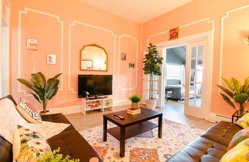 Weehawken Apartment | Cozy 3 bedroom with NYC views