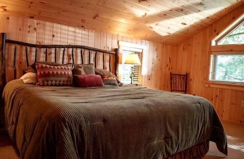 Eagle Bay House | Oak Lodge - Boat access only