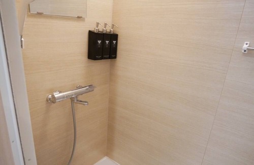 Amami House | HOODRoom 202 3 person plan / Amami Kagoshima