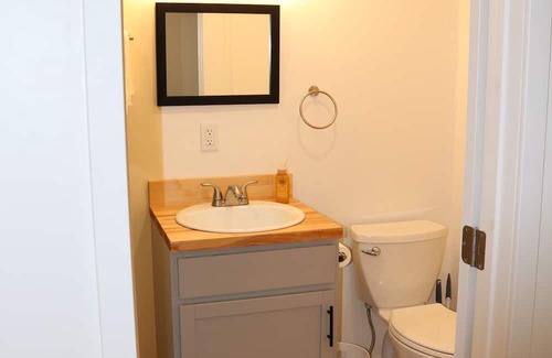 Beaver Apartment | Cozy home in Beaver, next to Tushar mountains and Eagle Point Ski Resort.