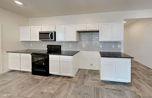 Surprise House | CLEAN, COZY Home Away From Home