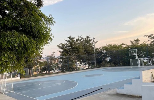 Manta House | Just for younn