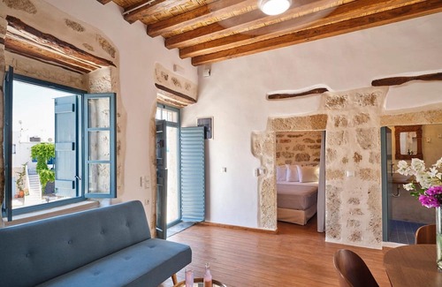 Psathi Villa | ISholidays -Adults Only- Kimolos Kambos House