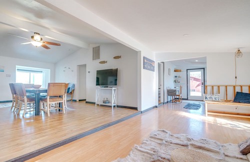 Silver Creek Village House | Dog-Friendly Burnet Home - Walk to Buchanan Lake!
