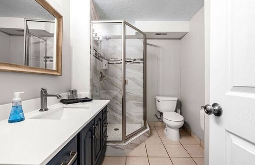 Farmington House | Large Serene Farmington Retreat, Close to Lagoon, SLC, Park City & 8 Ski Resorts