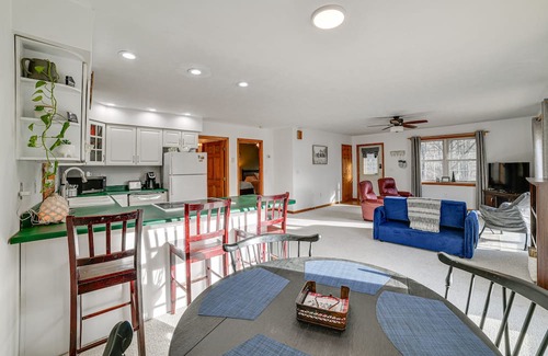Spencer House | Spencer Getaway w/Deck < 1 Mi to Hiking!