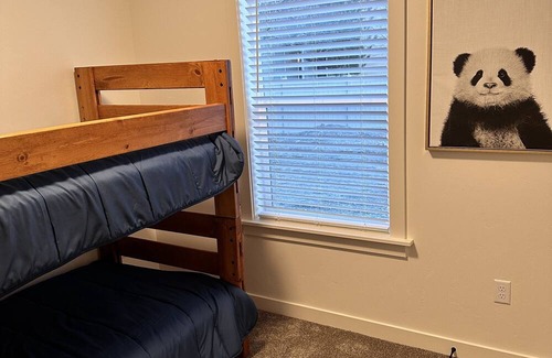 American Fork Apartment | Quiet guesthouse: work, family care or students