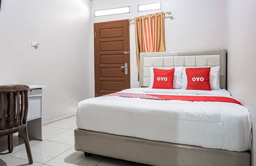 Rajabasa Hotel | OYO 93470 Bans Kostel