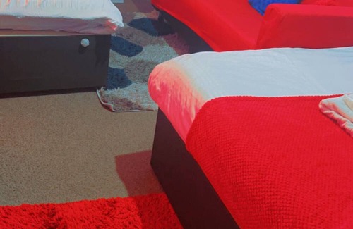 Gillingham House | QUEENS GUEST HOUSE