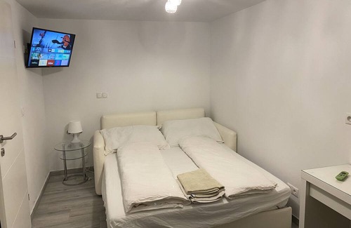 Sommerein Apartment | One-bedroom Apartment