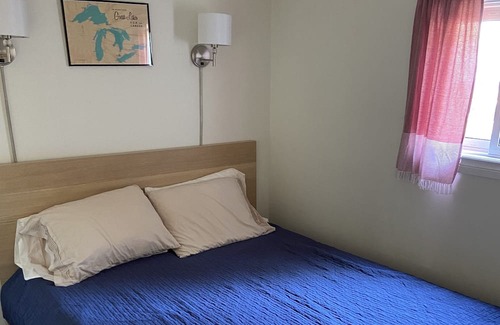 Brights Grove Cottage | Cozy cottage within Sarnia Lambton in the heart of Brights Grove