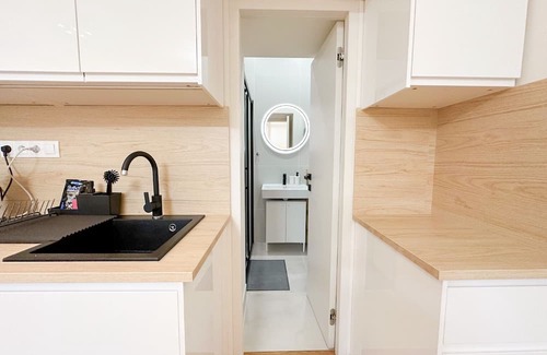 Vinohrady Apartment | Cozy 2kk Apartment in the Heart of Vinohrady. Pet-Friendly!