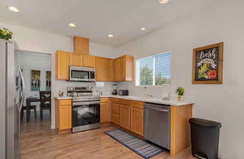Northwest Reno House | 3x2.5 Home with Spectacular Valley Views, pet friendly.