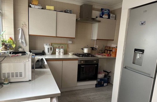 Tilbury House | Beautiful 3 bedroom house in Tilbury ,close to Amazon LCY2. Ideal for Amazonians