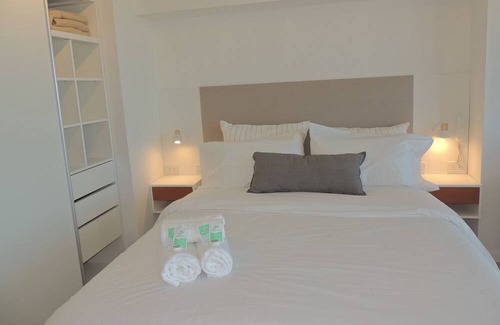 Retiro Apartment | Monoambiente DE Lujo con Pileta - Torre Bellini 21