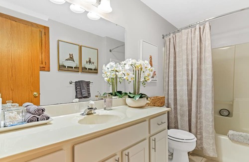 Blaine House | Blaine Oasis: Close to TPC-Sports Ctr, Outdoor Grill & Fire Pit, Family Friendly