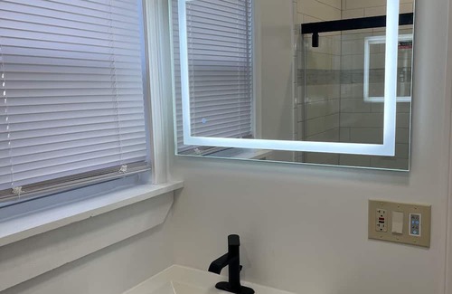 Meriden Apartment | Charming 2-Bedroom Apartment