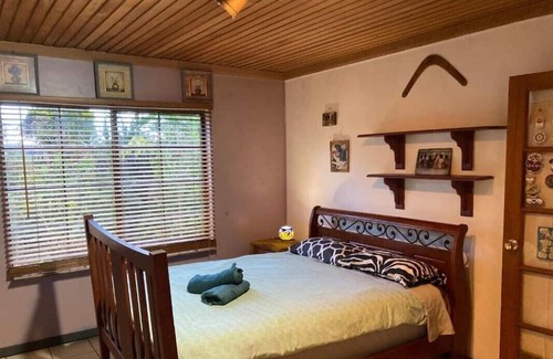 Tarzali Villa | Bohemian Villa. Comfortable garden surrounded villa on average.