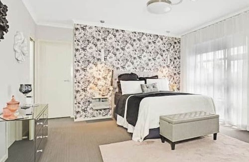 Shepparton House | Windsor Castle - Modern 4 bedroom home