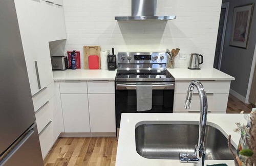 Verdun Condo | Cozy, modern, house-like condo, big backyard, sunny deck, space for 2 cars