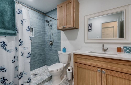 Allen House | Charming freshly renovated house in the heart of Allen.