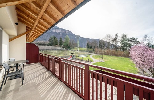 Terlano Apartment | Apartment 'Residence Egger Apt E' with Mountain View, Wi-Fi and Air Conditioning