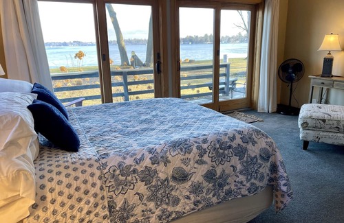 Cadillac Cottage | Cozy, yet spacious, Lakefront Cottage with perfect blend of modern and vintage.