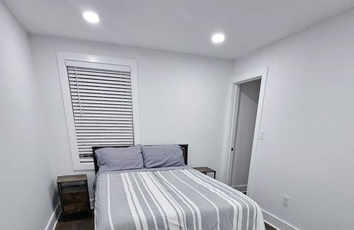 Springfield House | Entire Cozy & Luxury Home in Springfield, VA