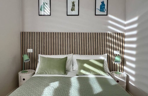 Bolognina Apartment | Vrbo Property