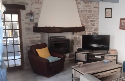 Poullan-sur-Mer House | Gite 6 personnes aux portes de la Pointe du Raz