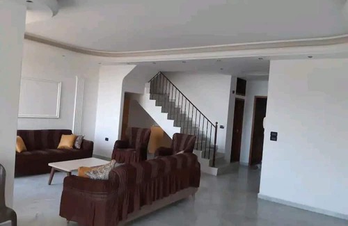 Duhur ash Shuwayr Apartment | Stunning 4-Bed Apartment in Ain Saadeh