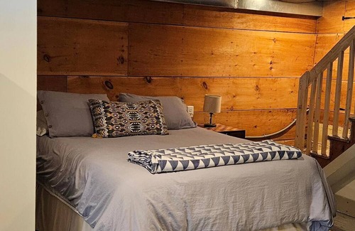 Kennebunk Cabin | Don’t forget your dogs!