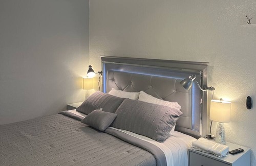 Gateway District Apartment | Modern living