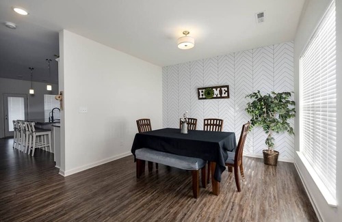 Georgetown House | Family Friendly Gem Spacious Oasis Fully Equipped Kitchen Create Memories!