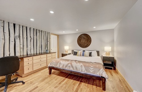 Kerr Gulch Apartment | Luxury Mountain Retreat near the lake & downtown!