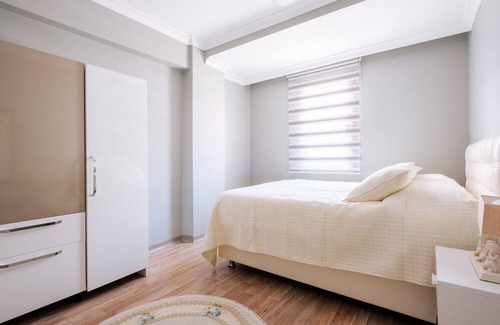 Sakarya Apartment | Huge Duplex Flat w Terrace Near Bilgi University