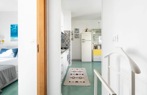 Vignacastrisi Apartment | Casa Metide - Moderno Trilocale a due passi dal mare di Castro