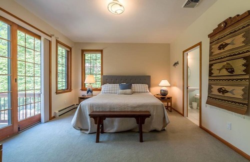 Norway House | WINTER BREAK ESCAPE! 35 minutes to Sunday River, an hour from Portland.