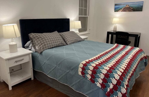 Del Mar House | City+Beach 3BR House w/ Laundry & Office