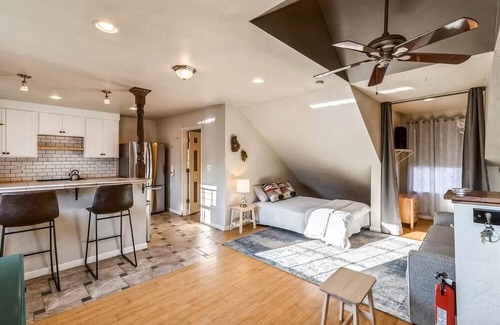 Kalispell Apartment | Beautiful studio apartment with full kitchen in heart of Kalispell