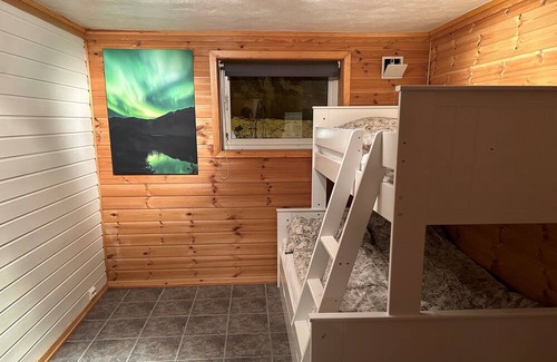 Tromso Apartment | 3 room apartment with parking. Near Downtown!