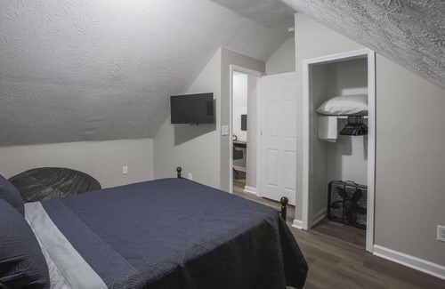 Noblesville House | Grant Street Getaway 3bed/2 bath