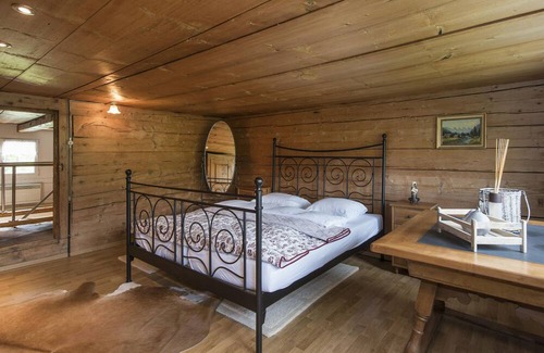 Alt Sankt Johann House | Landhuus Toggi 6-room holiday home right next to the slopes