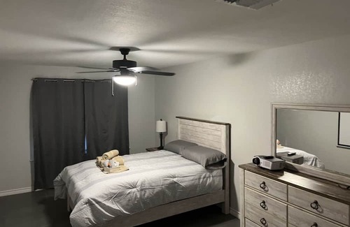 Eagle Pass House | Lonestar Lodge- Enjoy Smart TV with Disney, Amazon Prime, Ext. nearby Casino!