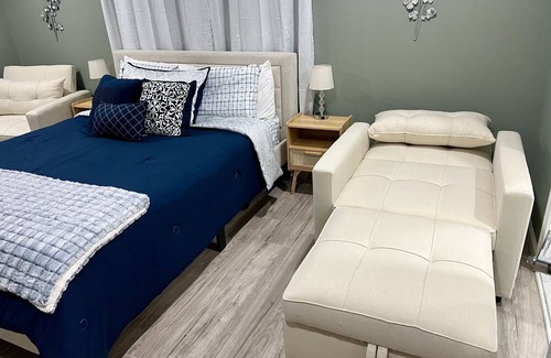 Senoia Apartment | Cozy studio guest suite just 5 minutes from the filming location of Walking Dead